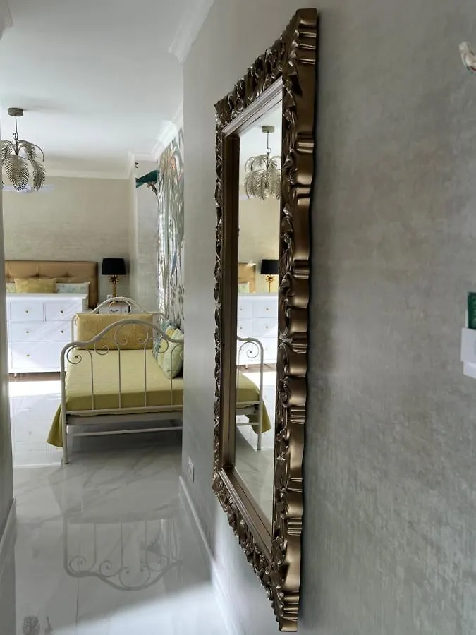 Apartamento Las Palmas Marbella